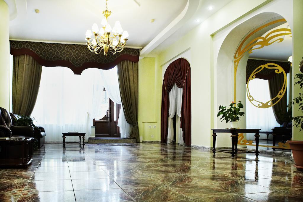 Astoria Hotel Dnipro Exterior photo